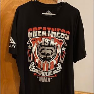 Men’s Ecko shirt.